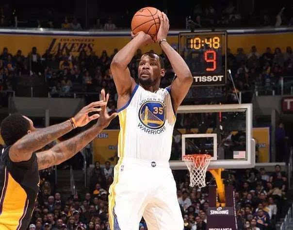 勒沃库森以 勒沃库森以